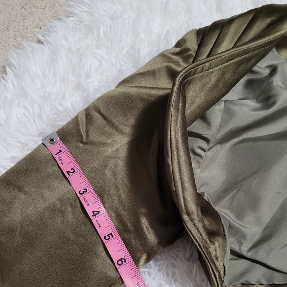 Cameron Blake by Mon Cheri size 10 Gown with Bolero in size 10 - Picture 13 of 16